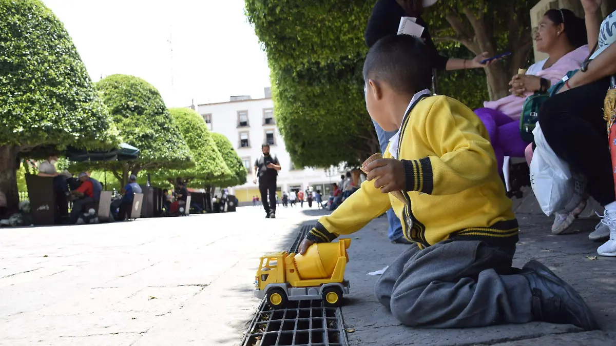 F CARMONA DIA DEL NIÑO (3)